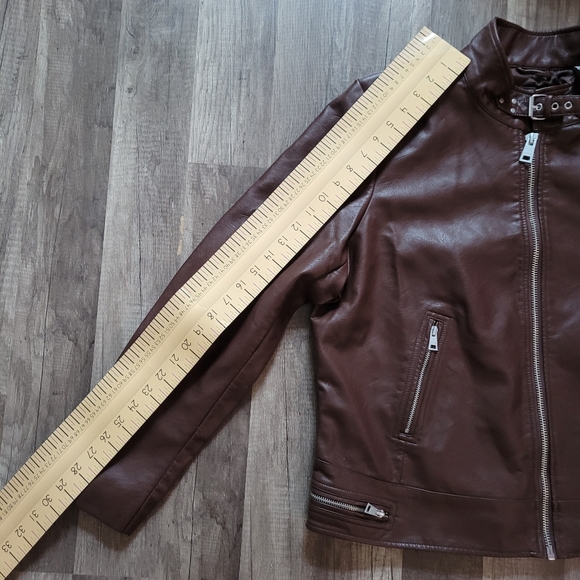 Faux Leather New Levi's Brown Jacket for Women Biker Style Size XXL - Picture 8 of 8